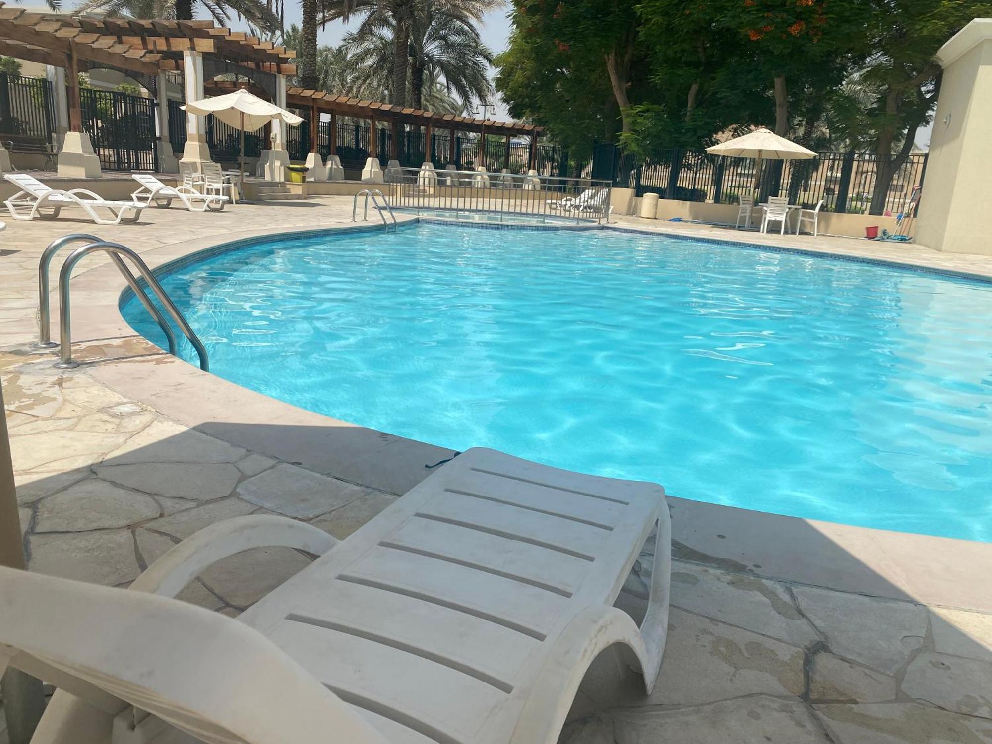 Spacious 4-Bedroom Villa, Children Friendly Dubai Ngoại thất bức ảnh